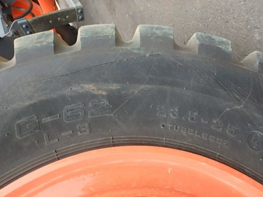 ขายรถตัก ยี่ห้อ HITACHI รุ่น ZW220