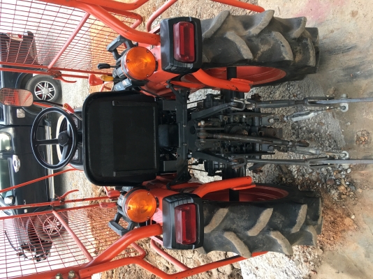 ขาย B2420 4WD พร้อมที่กลบร่องอ้อย กับ กันโครง พร้อมใช้งานได้เรย