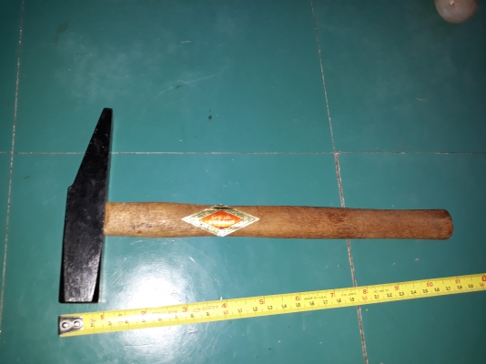 ขายค้อน Japan.  ทรงแปลกเก่าสวยน่าใช้งาน