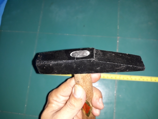 ขายค้อน Japan. ทรงแปลกเก่าสวยน่าใช้งาน ขายค้อน Japan. ทรงแปลกเก่าสวยน่าใช้งาน