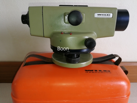 ขายกล้องระดับมือสอง WILD NAK2 Made in Switzerland สภาพ 80\% อุปกรณ์ตามรูป