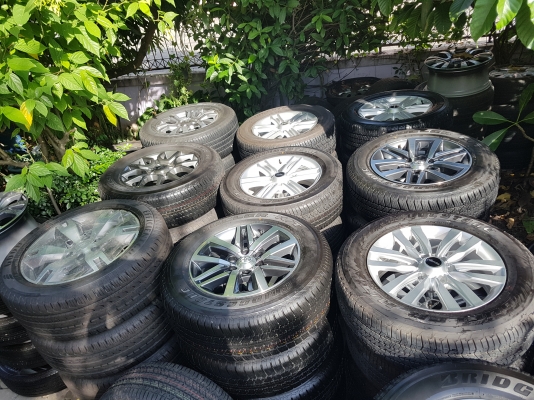 ล้อมิว X ขอบ 18พร้อมยางป้ายแดงปี17