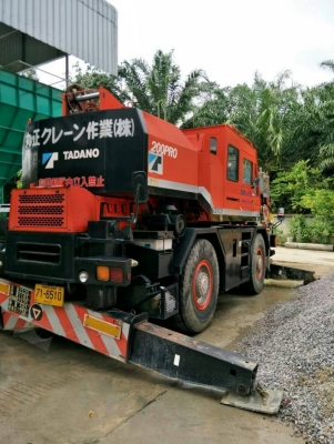 เครนทานาโด้ 20 ตัน M4 ราคา 2,800,000 รถ. กทม