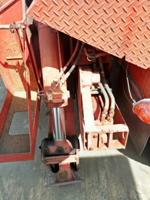 เครนทานาโด้ 8 ตัน ราคา 1,850,000 รถ กทม