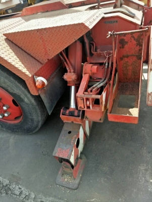 เครนทานาโด้ 8 ตัน ราคา 1,850,000 รถ กทม