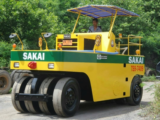 รถบดล้อยาง 9 ล้อ ราคา 580,000 รถกทม