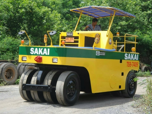 รถบดล้อยาง 9 ล้อ ราคา 580,000 รถกทม