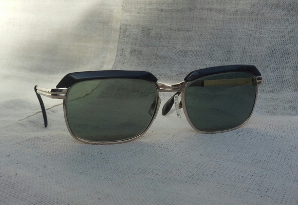 แว่นตาเยอรมันโกลด์ฟิลด์ 12 K โมเดล &#039;นายกสโมสร - คลับมาสเตอร์&#039; ยุค &#039;50s Vintage METZLE