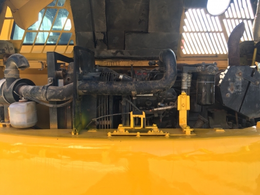 KOMATSU รุ่น: PC60-7