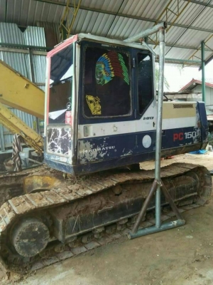 KOMATSU  PC 150-5