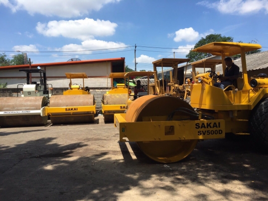 ขายด่วน รถบดสั่นสะเทือน SAKAI SV500D