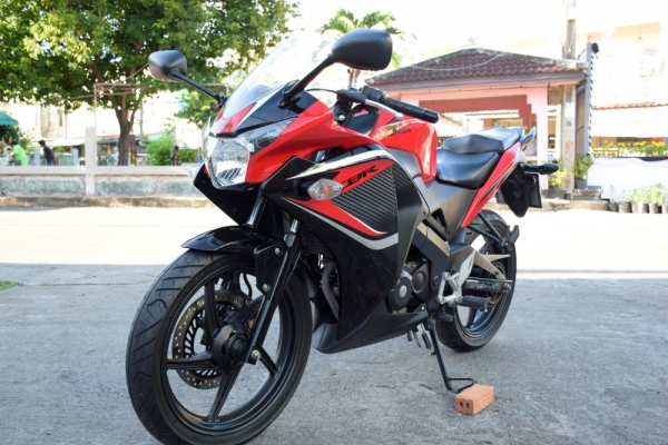 Cbr150i 2015 รถบ้านแท้ มือเดียว สด-ผ่อน รูดบัตรได้