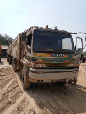 ขาย 1,280,000 บาท ISUZU DECA 270 ปี 46 (แม่ดั้ม-ลูกดั้ม 3 คาน ) เครื่องดี เกียร์ดี สภาพพร้อมใช้ เอกสารเล่มทะเบียน รถอยู่ จ.ศรีสะเกษ 090-772-3710 090-772-3708