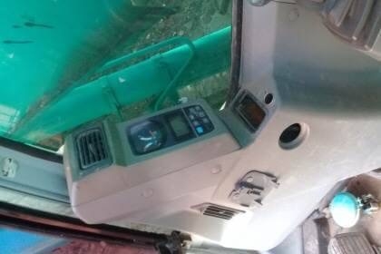 ขาย 1,200,000  KOBELCO SK 200 MARK  6 YN 10 SUPER เครื่องดี ปั้มแรง โช่หนา เอวแน่น ไฟฟ้าครบ เอกสารเล่มทะเบียน  รถอยู่ จ.หนองคาย  090-772-3710 090-772-3708