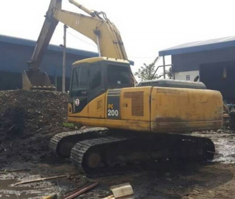 ขาย 1,190,000 KOMATSU pc 200-7 ไฟฟ้าครบ เครื่องดี ปั้มแรง เอวแน่น ช่วงล่างดี เอกสารอินวอยทร์ รถอยู่ ปทุมธานี 090-772-3710 090-772-3708