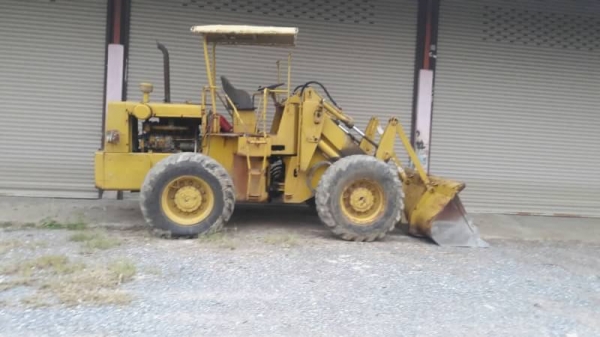 ขาย 265,000 รถตักเอวอ่อน KOBELCO LK 300 เครื่องดี ปั้มยกแรง เกียร์สมบูณร์ ยางดี บุ้งกี้สวย รถสวยพร้อมใช้งาน รถอยู่ ปทุมธานี 090-772-3710 090-772-3708