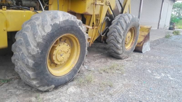 ขาย 265,000 รถตักเอวอ่อน KOBELCO LK 300 เครื่องดี ปั้มยกแรง เกียร์สมบูณร์ ยางดี บุ้งกี้สวย รถสวยพร้อมใช้งาน รถอยู่ ปทุมธานี 090-772-3710 090-772-3708