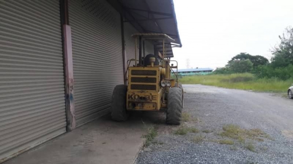 ขาย 265,000 รถตักเอวอ่อน KOBELCO LK 300 เครื่องดี ปั้มยกแรง เกียร์สมบูณร์ ยางดี บุ้งกี้สวย รถสวยพร้อมใช้งาน รถอยู่ ปทุมธานี 090-772-3710 090-772-3708