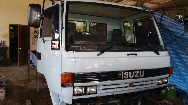 ขายหัวรถ ISUZU ร็อคกี้ อุปกรณ์ภายในครบ สภาพสวย