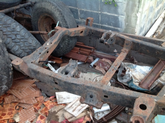 ขายด่วน !!!  แชชซี ไมตี้เอกซ์ คัชซี แปลงเป็นขับเคลื่อน 4 ล้อแล้วขาย ตามสภาพ ไม่มีผุครับ