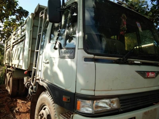 ขาย 595,000 บาท HINO FM3H 2 เพลาดั้ม สโลว์กลาง เครื่อง HO7D-195 แรง หัวบาง ยางดี คัสชี สวย เอกสารเล่มทะเบียน  สินค้าอยู่  เลย โทร090-772-3708,090-772-3710