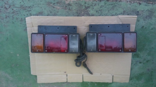 ไฟท้าย NKR ไฟท้าย NKR