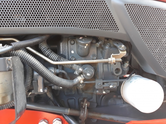 ขายรถไถL3608spปี58มีผาลพรวนพร้อมใช้งานครับ