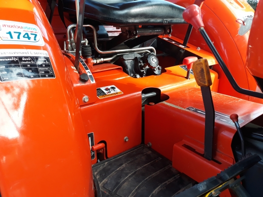 ขายรถไถL3608spปี58มีผาลพรวนพร้อมใช้งานครับ