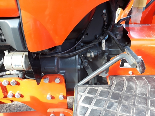 ขายรถไถL3608spปี58มีผาลพรวนพร้อมใช้งานครับ