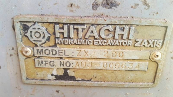 HITACHI ZX -200