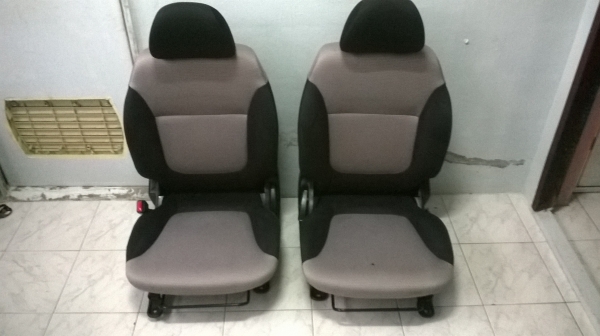 ขายเบาะMitsubishi ไทรทัน 1คู่ ราคา2300บ โทร0924462525โส ขายเบาะMitsubishi ไทรทัน 1คู่ ราคา2300บ โทร0924462525โส