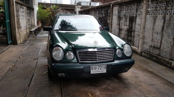 benz   e230avantgarde