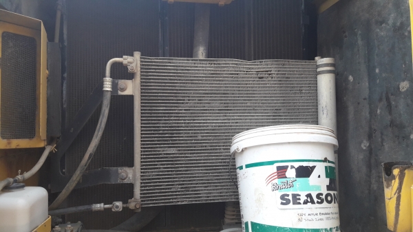 ขายรถแบ็คโฮ KOMATSU PC200-8N1 สเปคญี่ปุ่นแท้ มีกล้องมองหลัง สภาพดีมาก