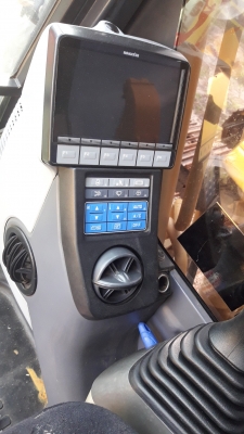 ขายรถแบ็คโฮ KOMATSU PC200-8N1 สเปคญี่ปุ่นแท้ มีกล้องมองหลัง สภาพดีมาก