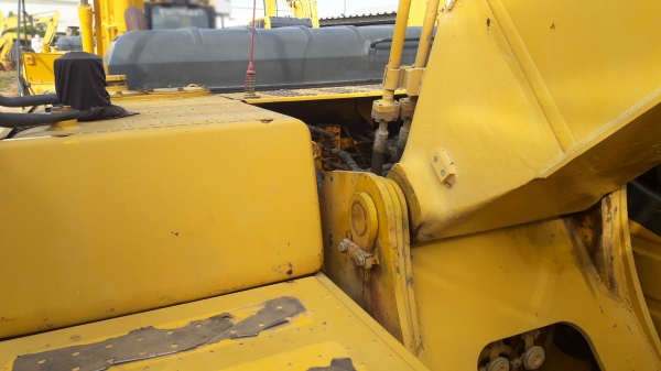 ขายรถแบ็คโฮ KOMATSU PC200-8N1 สเปคญี่ปุ่นแท้ มีกล้องมองหลัง สภาพดีมาก