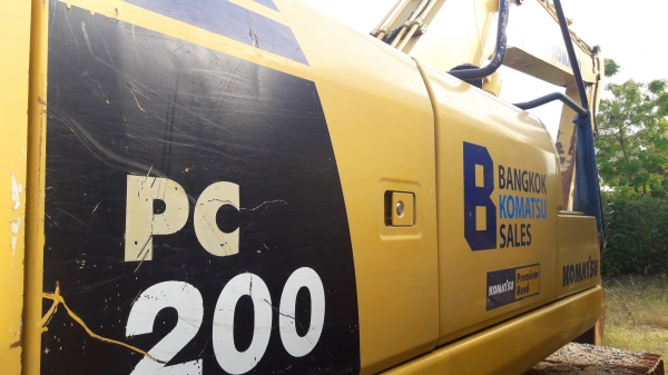 ขายรถแบ็คโฮ KOMATSU PC200-8N1 สเปคญี่ปุ่นแท้ มีกล้องมองหลัง สภาพดีมาก
