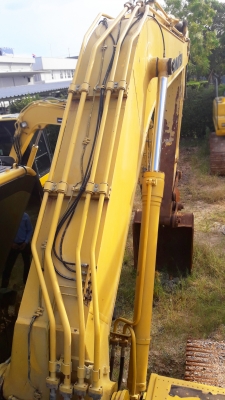 ขายรถแบ็คโฮ KOMATSU PC200-8N1 สเปคญี่ปุ่นแท้ มีกล้องมองหลัง สภาพดีมาก