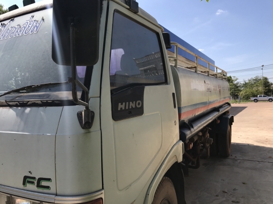 ขายด่วน HINOFC2W รถน้ำมัน3ช่อง พร้อมหัวจ่ายมิเตอร์ 9000ลิตร สภาพพร้อมใช้งาน เครื่องเกียร์ดี คัชชัสวย ขายด่วน HINOFC2W รถน้ำมัน3ช่อง พร้อมหัวจ่ายมิเตอร์ 9000ลิตร สภาพพร้อมใช้งาน เครื่องเกียร์ดี คัชชัสวย
