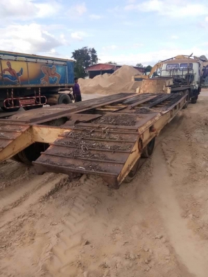 ขาย 145,000 บาท (ไม่มีเล่ม) โลเบต USA ยาว 12 เมตร กว้าง 3 เมตร สภาพพอใช้  สินค้าอยู่  ศรีสะเกษ โทร090-772-3708,090-772-3710