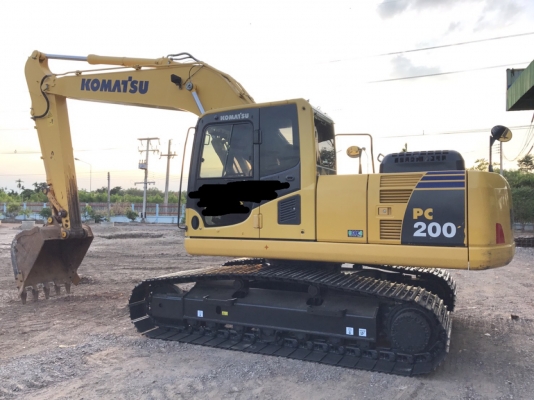 ขายด่วน!! Komatsu PC200-8MO ไมล์ ชั่วโมง 6,000 สภาพสวยค่ะ