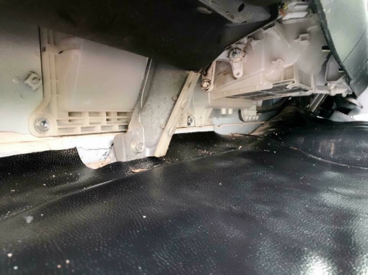 HINO S500 FM1ANLD เครื่อง 344 แรง ปี 57 ตัวแท้ #17,103 อ่างเนียมท่อ S กระบะดั้มพ์แม่ลูกสามมิตร ไมล์ 147,xxx  ยาง 90\% พื้นกะบะเรียบเนียน รถสวยเดิมไม่เคยเกิดเหุต เครื่องเกียร์ดี พร้อมใช้ทะเบียนพร้อมโอน