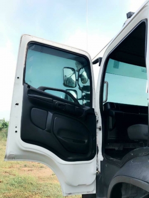 HINO S500 FM1ANLD เครื่อง 344 แรง ปี 57 ตัวแท้ #17,103 อ่างเนียมท่อ S กระบะดั้มพ์แม่ลูกสามมิตร ไมล์ 147,xxx  ยาง 90\% พื้นกะบะเรียบเนียน รถสวยเดิมไม่เคยเกิดเหุต เครื่องเกียร์ดี พร้อมใช้ทะเบียนพร้อมโอน