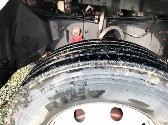 HINO S500 FM1ANLD เครื่อง 344 แรง ปี 57 ตัวแท้ #17,103 อ่างเนียมท่อ S กระบะดั้มพ์แม่ลูกสามมิตร ไมล์ 147,xxx  ยาง 90\% พื้นกะบะเรียบเนียน รถสวยเดิมไม่เคยเกิดเหุต เครื่องเกียร์ดี พร้อมใช้ทะเบียนพร้อมโอน