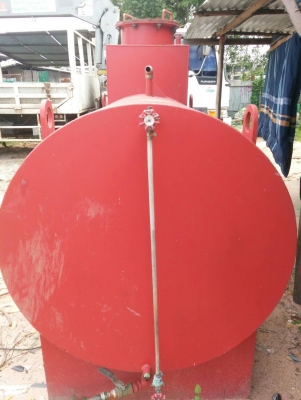 ขาย ถังน้ำมัน 1600ลิตร สวย พร้อมใช้จ้า สนใจ ทักค่ะ 0898147679