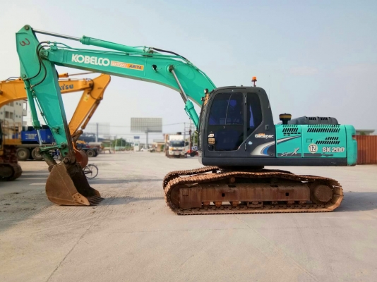 ขายรถแบ็คโฮ KOBELCO SK200-8 YN12 SuperX พร้อมไลน์หัวกระแทกใช้งาน 6 ชั่วโมง