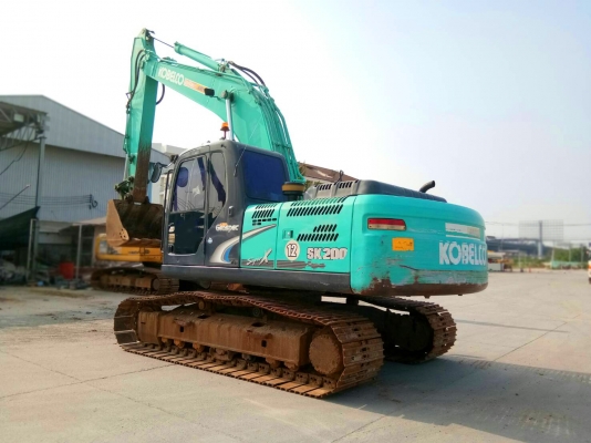 ขายรถแบ็คโฮ KOBELCO SK200-8 YN12 SuperX พร้อมไลน์หัวกระแทกใช้งาน 6 ชั่วโมง