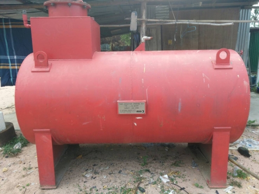 ขาย ถังน้ำมัน 1600ลิตร สวย พร้อมใช้จ้า สนใจ ทักค่ะ 0898147679