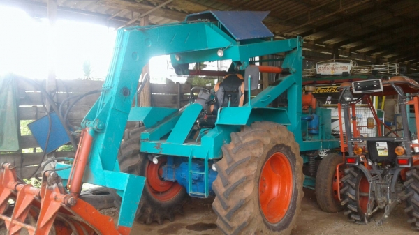 รถคีบอ้อย