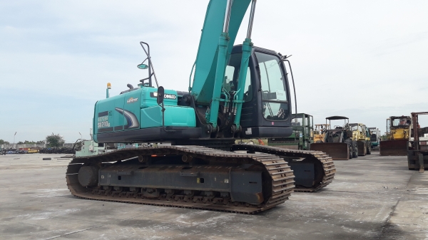 ขายรถแบ็คโฮ KOBELCO SK200LC-8 Yn12 บูมยาว เก่าญี่ปุ่น ใช้งานเพียง 3 พันชั่วโมง สภาพนางฟ้า