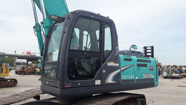 ขายรถแบ็คโฮ KOBELCO SK200LC-8 Yn12 บูมยาว เก่าญี่ปุ่น ใช้งานเพียง 3 พันชั่วโมง สภาพนางฟ้า